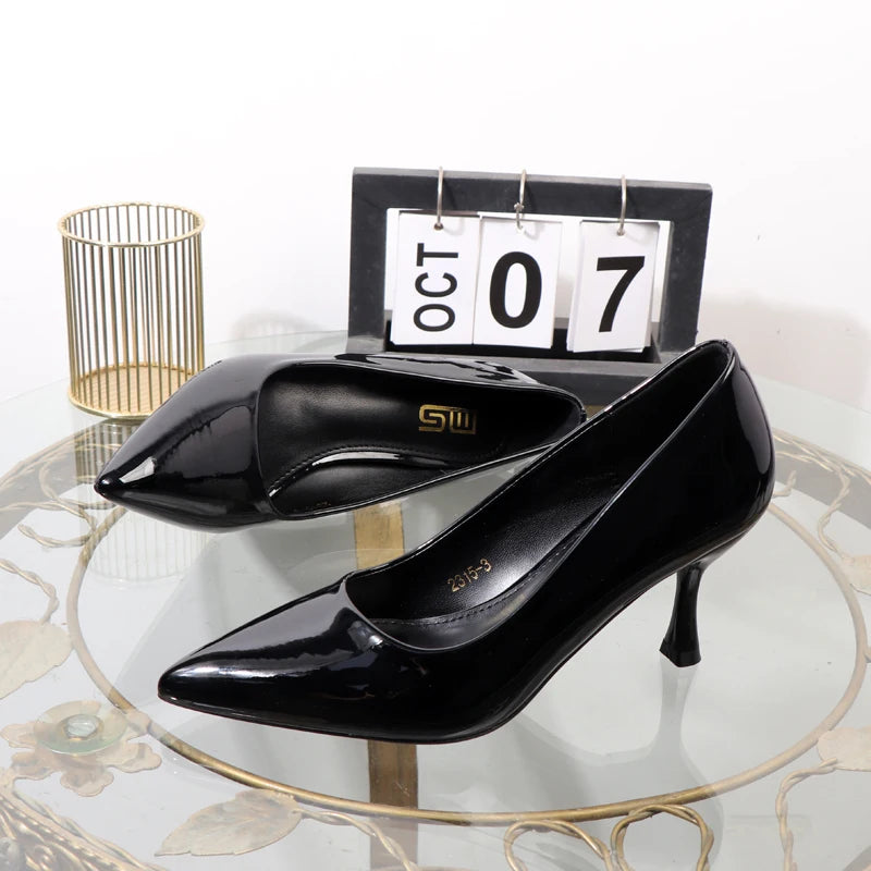 elegant women's shoes