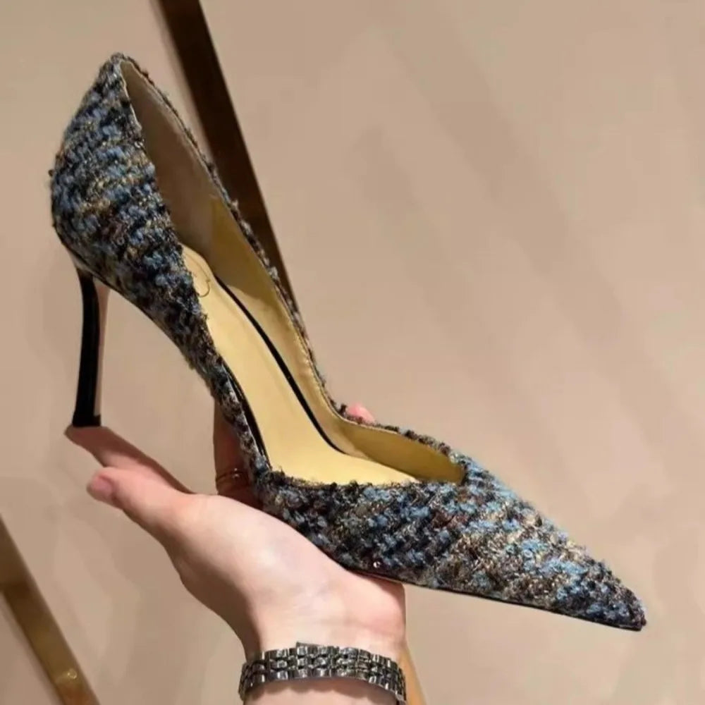 Elegant Sandals Winter Trend