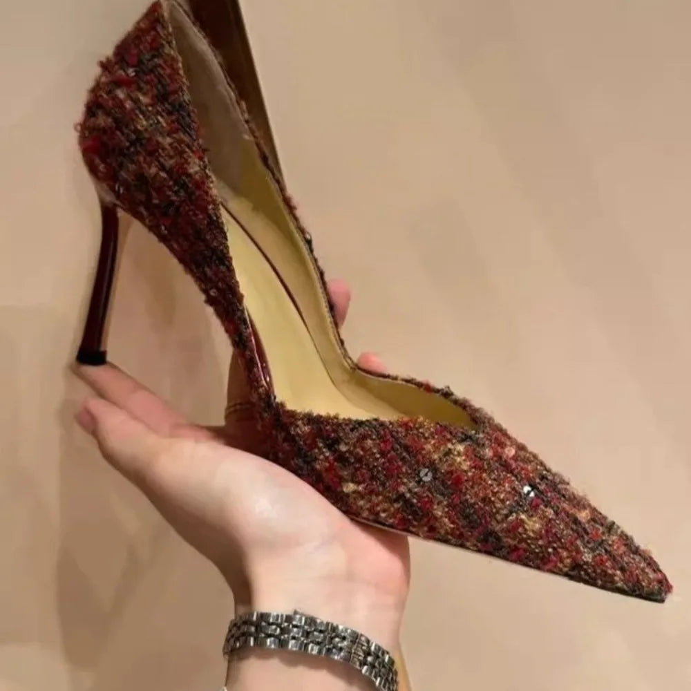 Elegant Sandals Winter Trend
